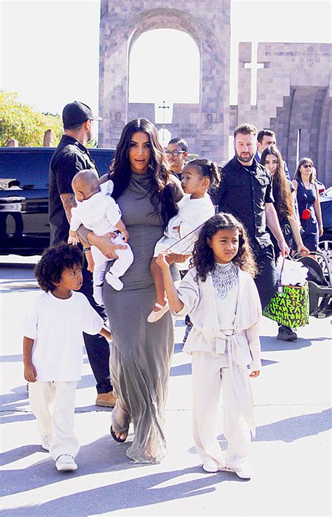 Kim Kardashian’s Family Photos: Her Cutest Pics With Kids – Hollywood Life