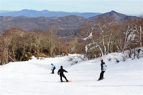 5 Top Ski Resorts in North Carolina, 2024/25 | PlanetWare