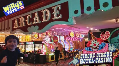 Kid Exploring the Circus Circus Carnival Midway Arcade at Las Vegas NV ...