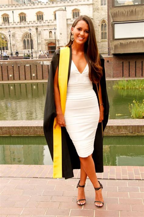 53 Chic And Sexy Graduation Dresses To Rock - Styleoholic