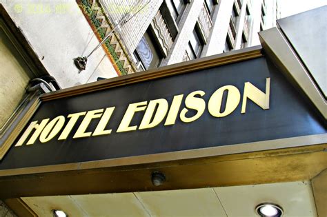 The Hotel Edison | NYC, Style & a little Cannoli