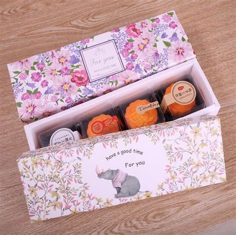 China New Style 4-6 Pieces of Mooncake Packaging Box - China Mooncake ...