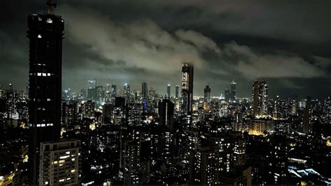 Mumbai, india night view : r/CityPorn