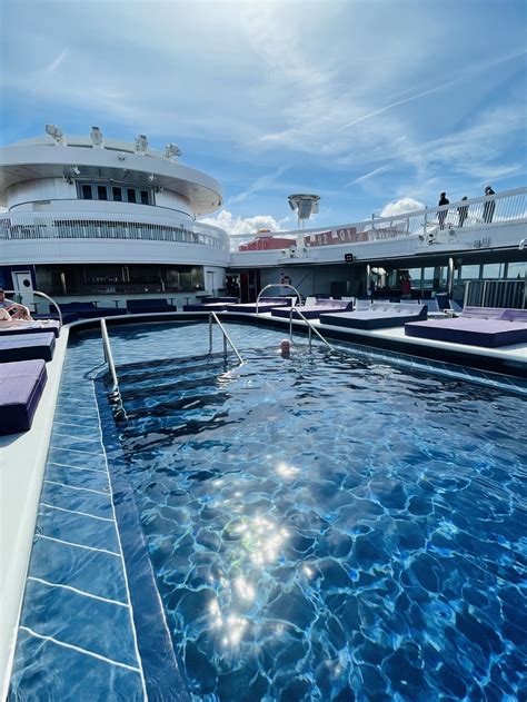 Review of Virgin Voyages Valiant Lady 2023 — Cruise Lowdown