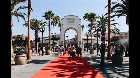 Universal Studios Hollywood VIP Tour Vlog - YouTube