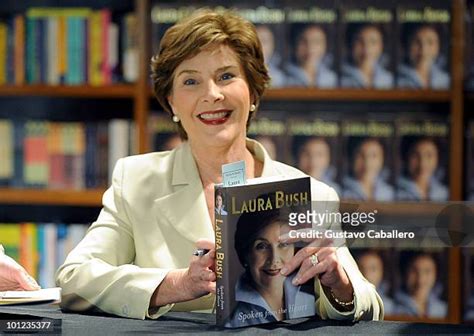 60 Laura Bush Book Signing For Spoken From The Heart Stock Photos, High ...