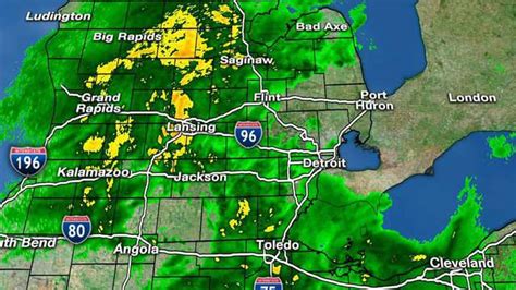 LIVE RADAR: Rain heads into Metro Detroit