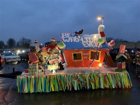 Christmas Around The World Parade Floats Ideas - Park Sheila