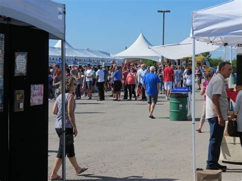 The Lenexa Art Fair at Lenexa City Center. Great show, good food, and ...