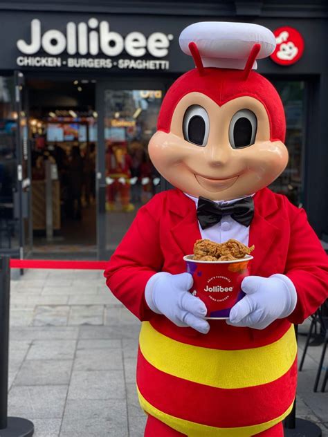 JOLLIBEE OPENS NEW RESTAURANT IN LONDON - Gold Flamingo