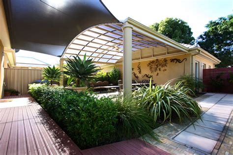 Curved Roof Pergola Design - Softwoods - Pergola, Decking, Fencing ...