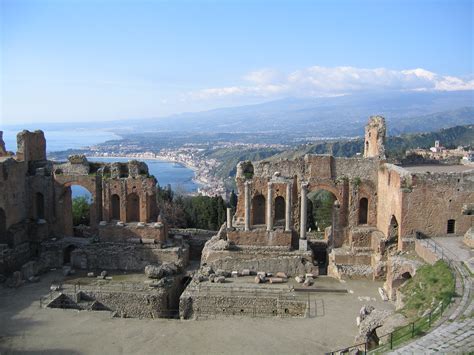 File:Taormina-Teatro Greco01.JPG - Wikimedia Commons