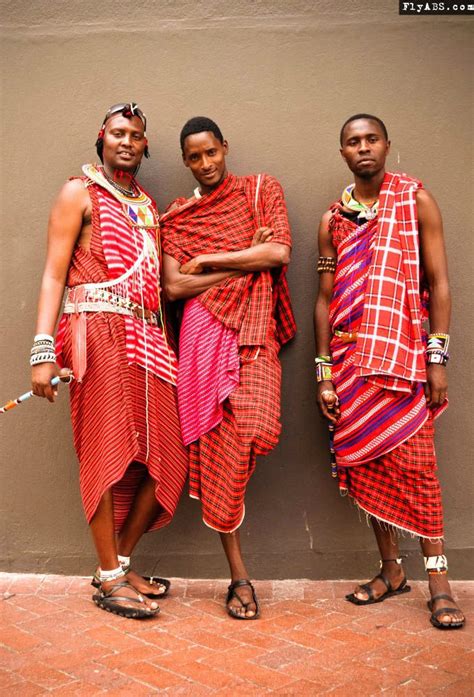 Traditional Kenyan Masai outfits: no matter what country, what ...