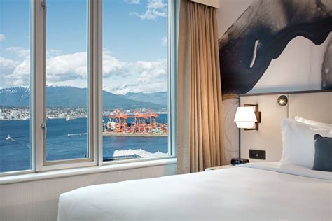 9 Glorious Vancouver Waterfront Hotels | A City Break by the Water