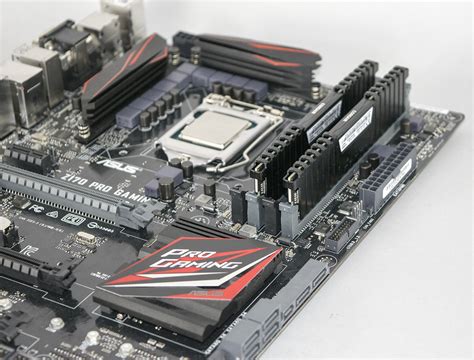 ASUS Z170 Pro Gaming Skylake Motherboard Review | Play3r