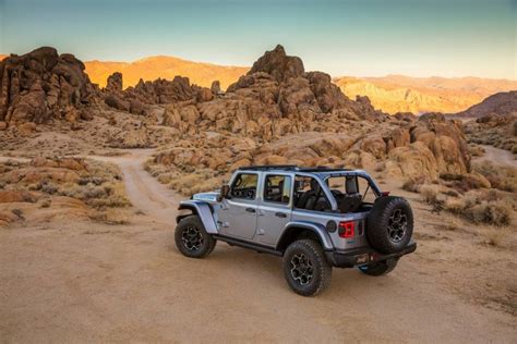 2021 Jeep Wrangler 4xe Hybrid SUV Electrifies An Off-Road Icon - SlashGear