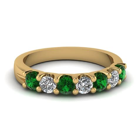 Buy Emerald Wedding Rings With Easy Financing | Fascinating Diamonds