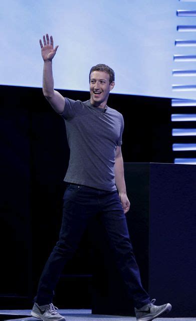 Mark Zuckerberg Height, Age, Wife, Children, Family, Biography ...