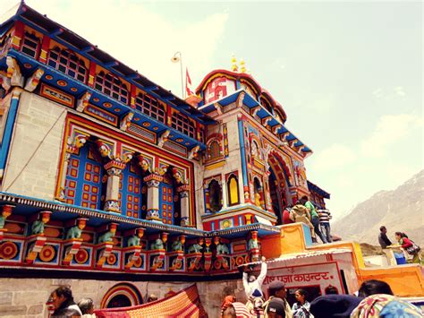 Badrinath Temple, Badrinath - Entry Fee, Visit Timings, Things To Do ...