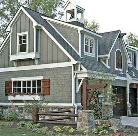 30 Beautiful Farmhouse Exterior Paint Colors Ideas - HOMYHOMEE