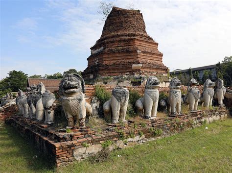 Temple ruins at Ayutthaya, Thailand