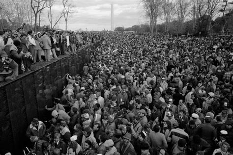 Photos: The Vietnam Veterans Memorial Turns 40 | Photos | U.S. News