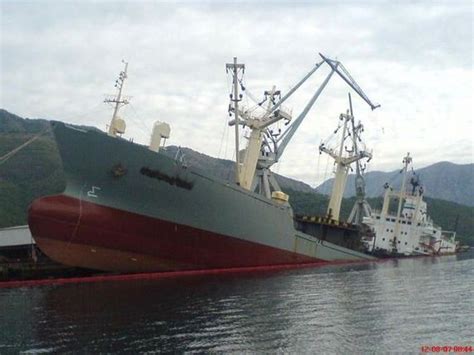 Cargo Ship Accidents - Barnorama