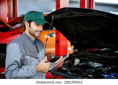 Side View Handsome Man Car Repair Stock Photo 2201703513 | Shutterstock