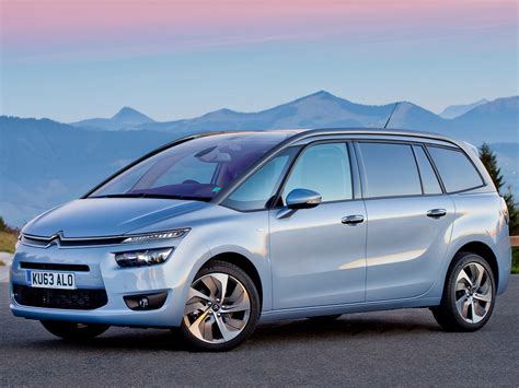 CITROEN Grand C4 Picasso specs & photos - 2013, 2014, 2015, 2016 ...