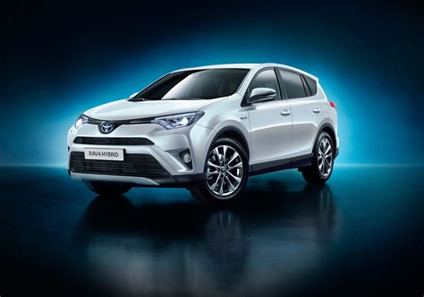 Toyota RAV4 Hybrid at the 2015 New York motor show | CAR Magazine