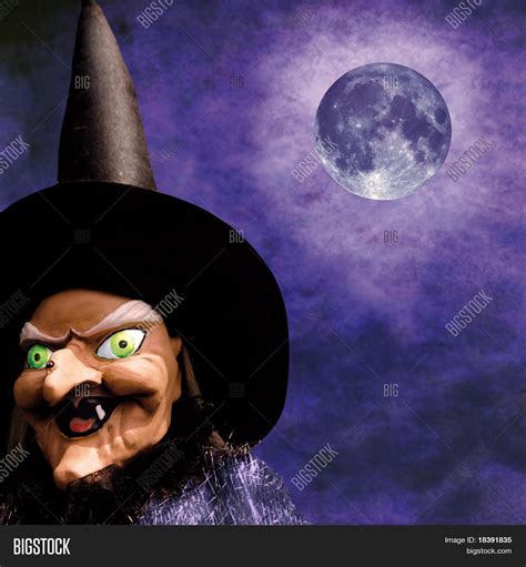 Scary Halloween Witch Image & Photo (Free Trial) | Bigstock