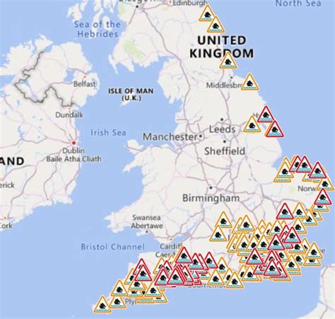 Flood warnings map: Full list of Environment Agency flooding alerts and ...