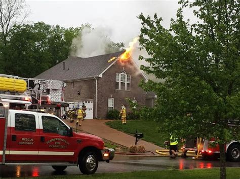 Lightning strikes Hendersonville home hit by 06 tornado