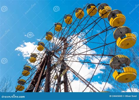 The Ferris Wheel in Pripyat Stock Photo - Image of exterior, city: 24665840