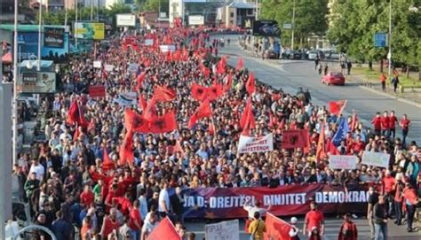 Sot në Maqedoni fillojnë protestat e studentëve shqiptar - Struga Ekspres