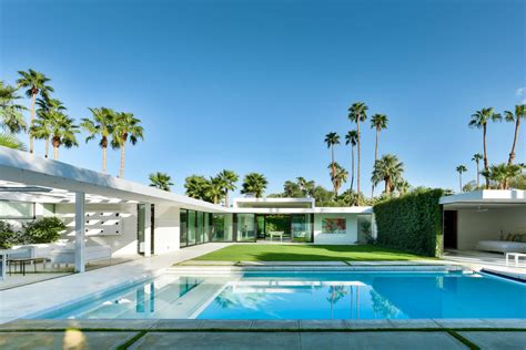 Mid-Century Modern Palm Springs Pool Palm Springs Villas, Palm Springs ...