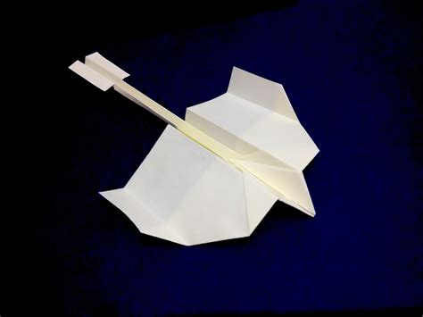 Paper plane - Flying model origami. Paper Airplane that Flies