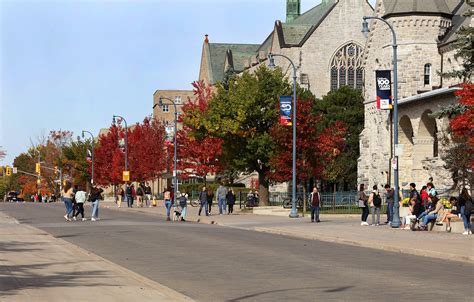 Queen’s University campus University Avenue — Andre Construction