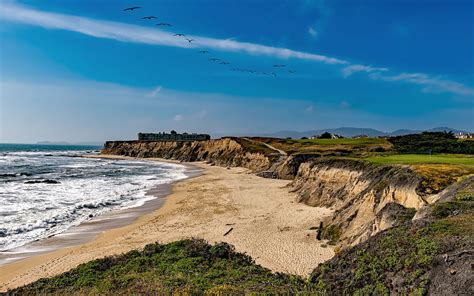 Half Moon Bay State Beach / Northern California / California // World ...