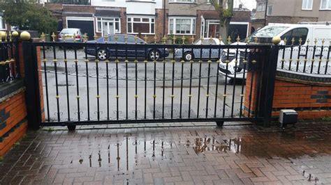 Sliding Metal Gates | Electric Sliding Driveway Gates for Sale | UK