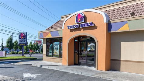 Taco Bell Breakfast Hours - What Time Does Taco Bell Stop Serving ...