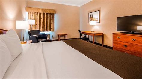 Best Western Thunder Bay Crossroads Rooms: Pictures & Reviews - Tripadvisor