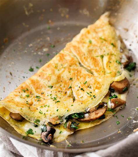 keto mushroom omelette