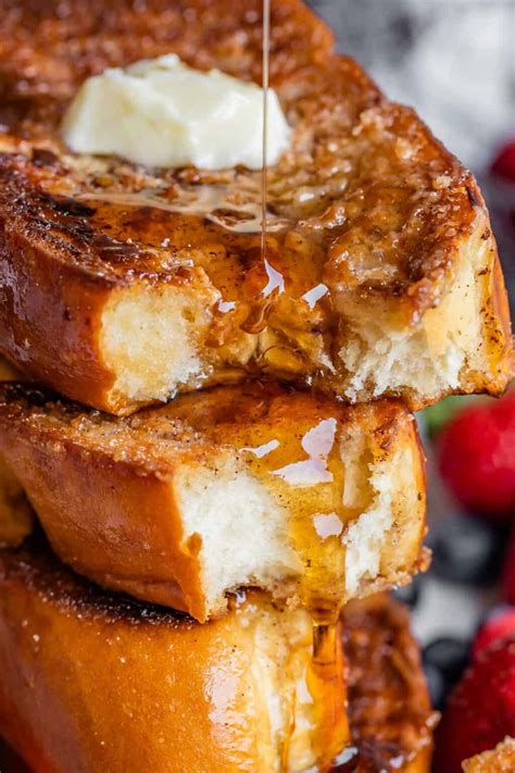 Best French Toast Recipe (Caramelized) - The Food Charlatan