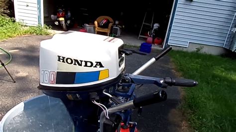 Honda 4-Stroke 10-hp Outboard Motor, Model 100 - Clifton Park, NY - YouTube