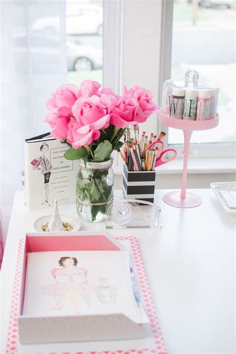 Pops of Pink in Every Room? Yes!