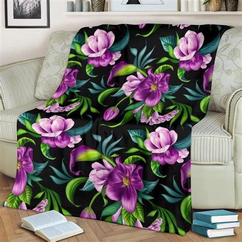 Bright Purple Floral Pattern Fleece Blanket - JorJune