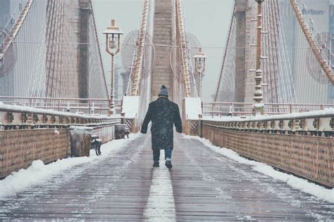 The Brooklyn Bridge in Winter | Brooklyn Bridge Snow Photos