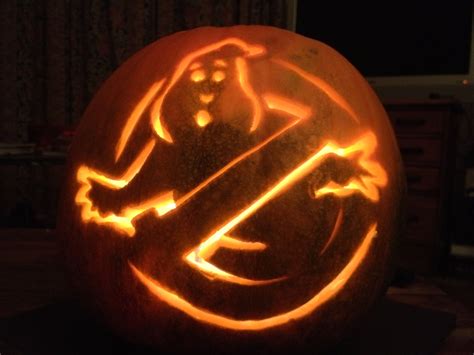 10+ Ghost Pumpkin Carving Ideas - DECOOMO