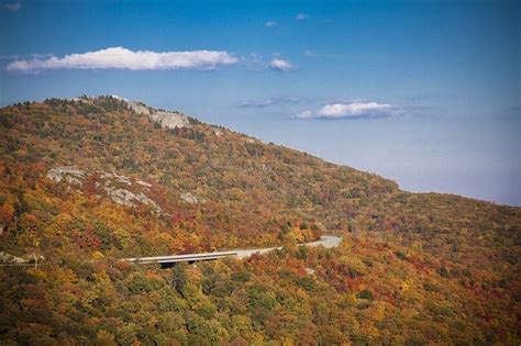 Linn Cove Viaduct: The Most Environment Friendly Bridge | Amusing Planet